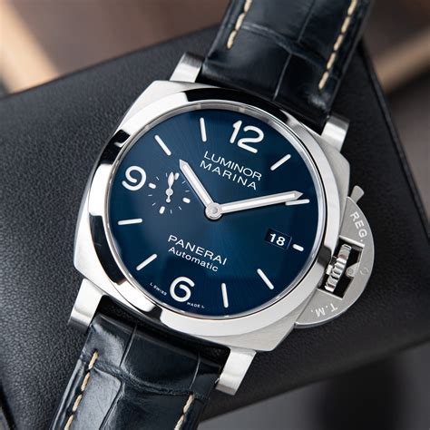 panerai corona dial|Panerai Luminor Marina .